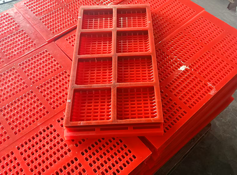 矿筛网 轨座式4.jpg 矿筛网 轨座式4.jpg