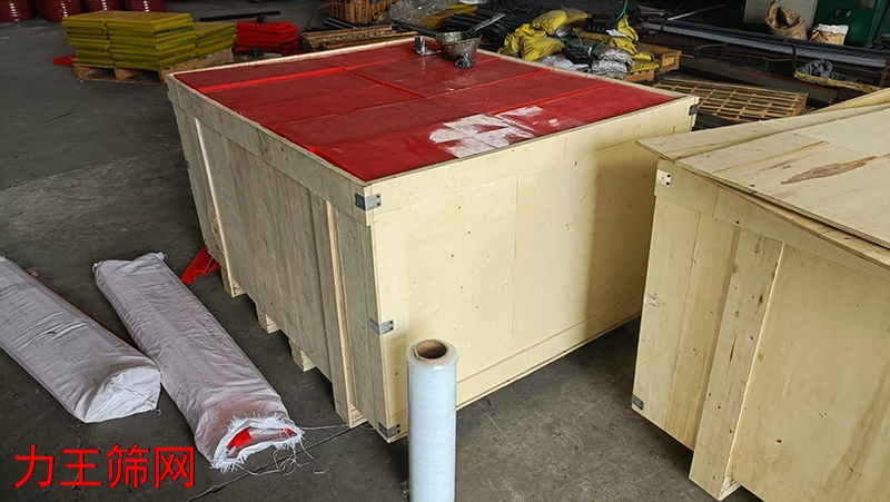 聚氨酯筛板 装箱发货1.jpg